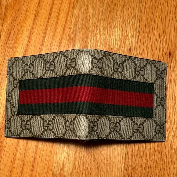 Gucci GG Supreme Logo Stripe Leather Bifold Wallet 🔥 - Picture 3 of 8